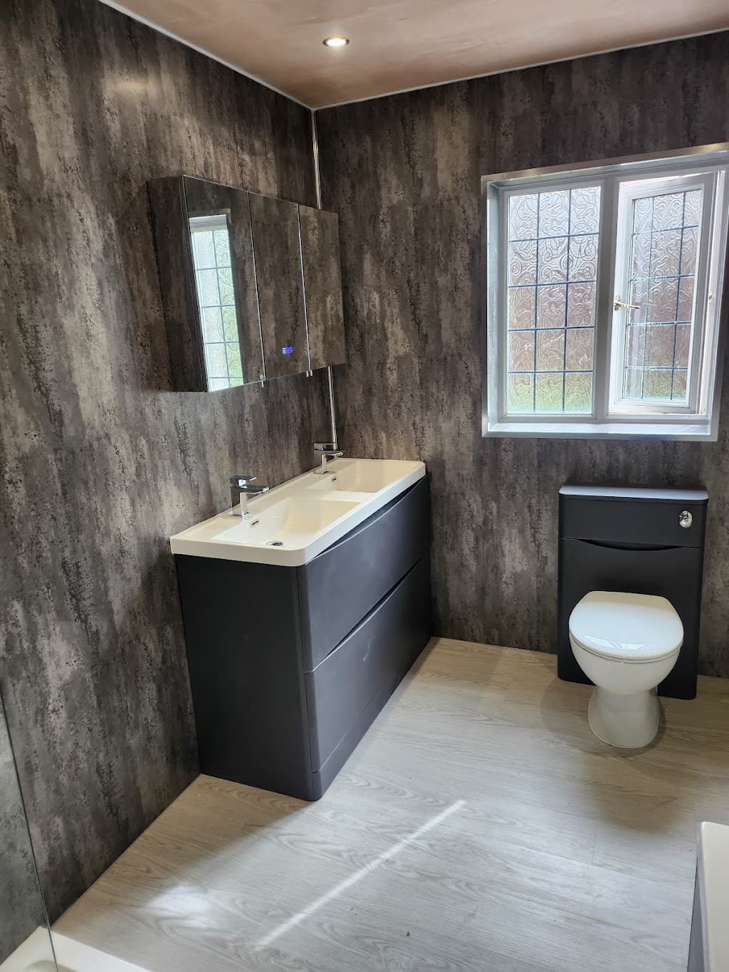 Pablo's Bathrooms & Kitchens
