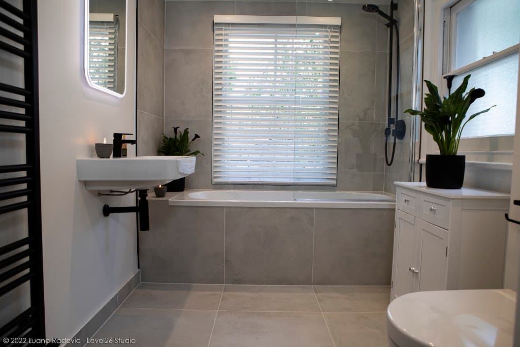 KBB Master - Bathroom Fitters London