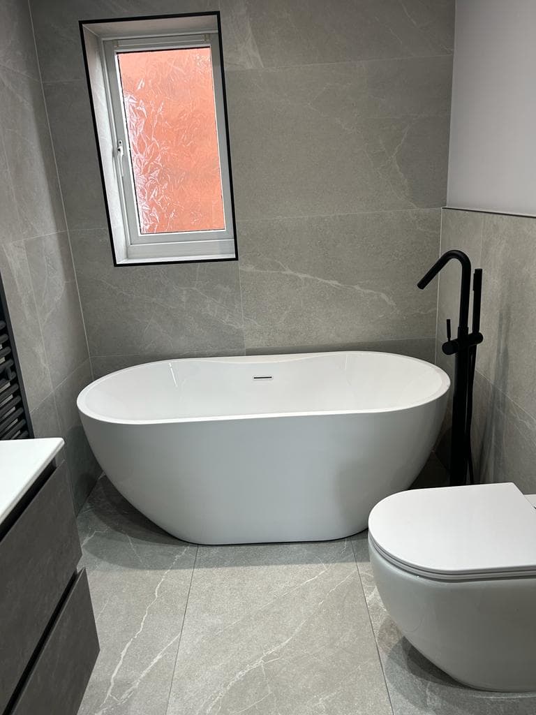 Luxo Living Ltd