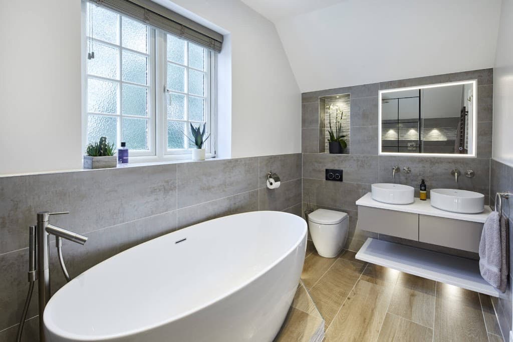 FORAZZI BATHROOMS