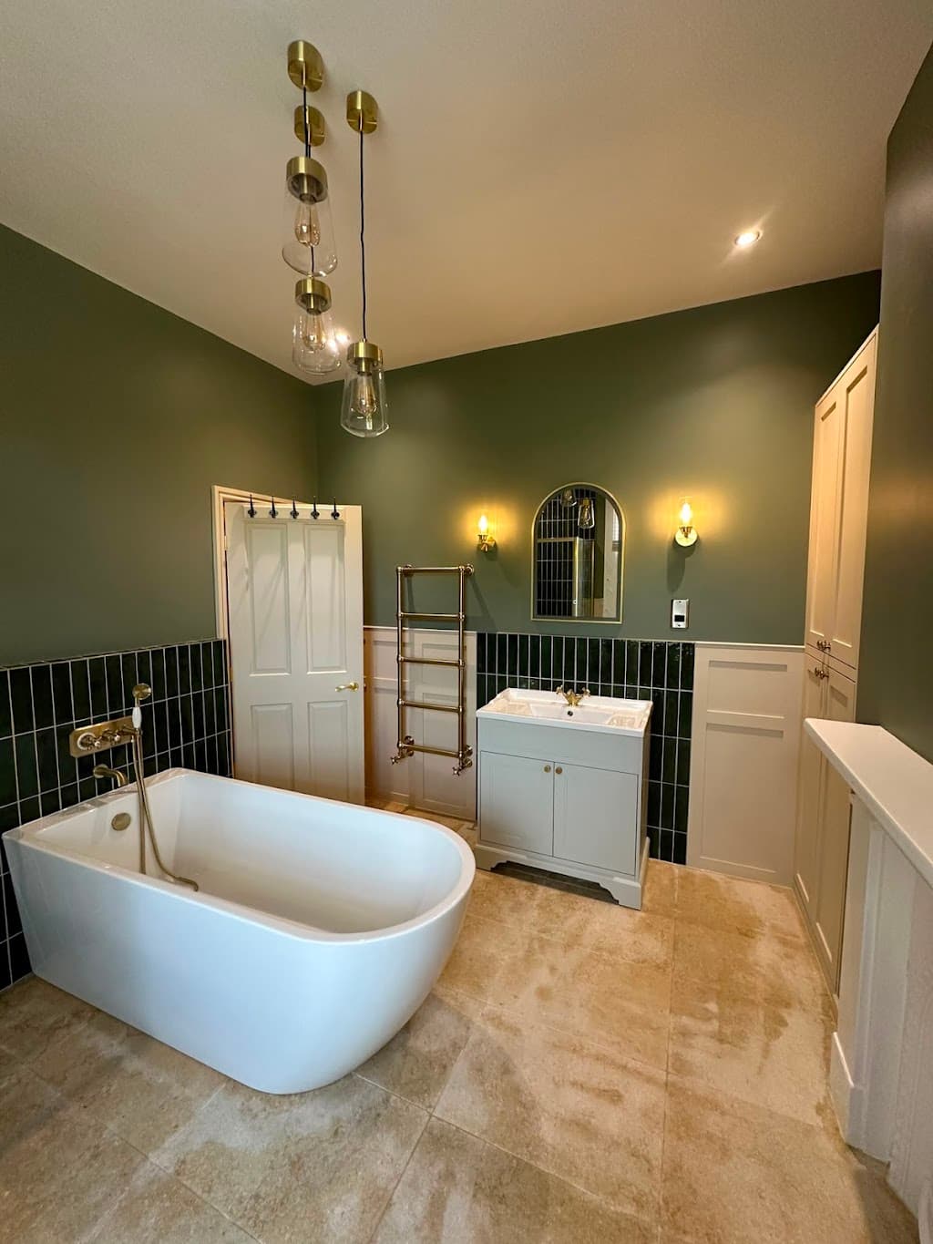 Deluxcore. Bathroom Fitters London