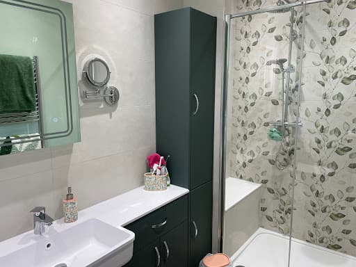Harris Bathrooms - Bathroom Showroom in Southampton — Customer photo