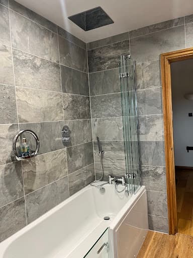 Visual Bathrooms — Customer photo