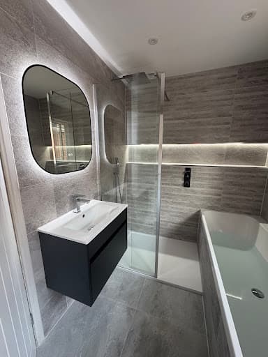 Harris Bathrooms - Bathroom Showroom in Southampton — Customer photo