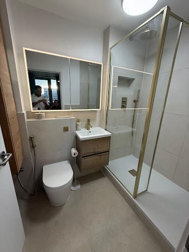 Deluxcore. Bathroom Fitters London — Customer photo