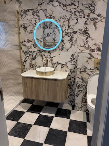 Bathtopia — Customer photo