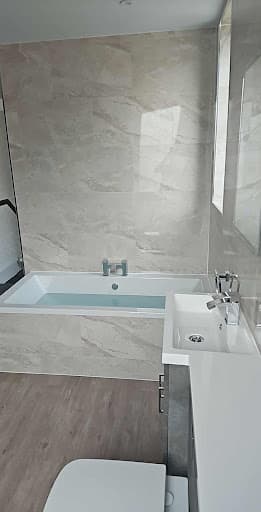 B4 BATHROOMS LTD — Customer photo