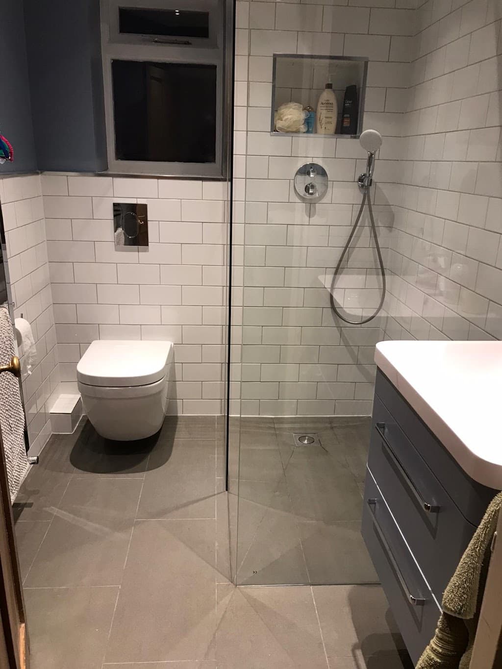 D London Bathroom fitters