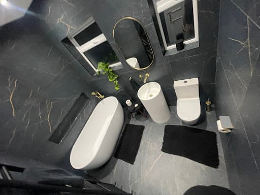Soaks Bathrooms — Customer photo
