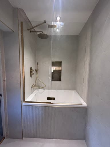 Signature kitchen and bathrooms — Customer photo