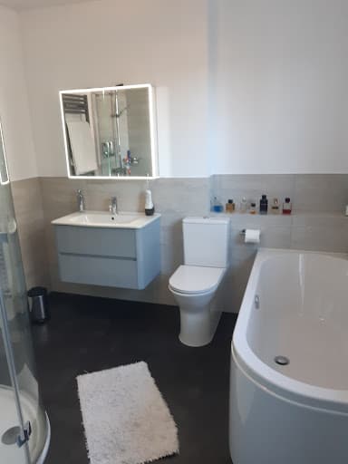 Island Bathrooms — Customer photo