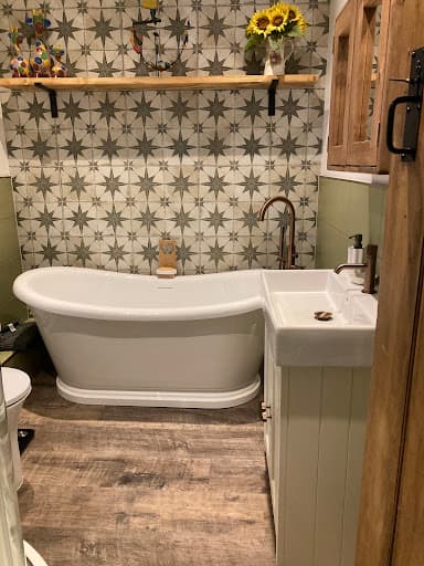 TW Thomas Bathrooms & Tiles — Customer photo