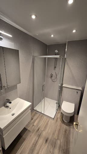 Claude's tradesmen — Customer photo