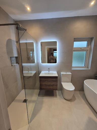Soaks Bathrooms — Customer photo