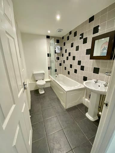SB Interiors Design & Installation Ltd — Customer photo