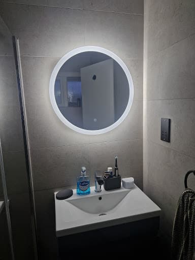 Claude's tradesmen — Customer photo