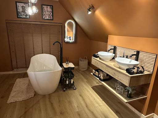 Tile Mountain — Customer photo